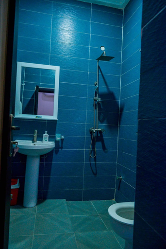 Bathroom 3, Motraf Court, AbujaMun