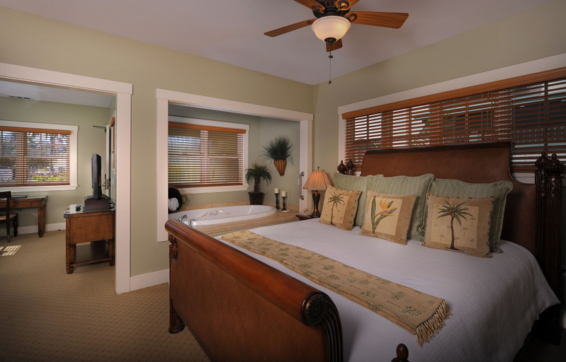 Bedroom 3, 1906 Lodge, San Diego