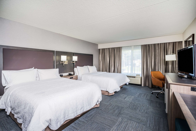Bedroom 3, Hampton Inn Clifton Park, Saratoga