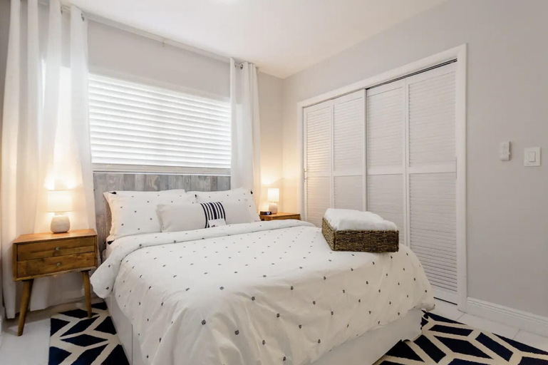 Bedroom 4, Walk to Fort Lauderdale Beach - Perfect Beach Escape, Broward