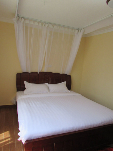 Bedroom 2, TrippleO's Hotel, Embakasi East