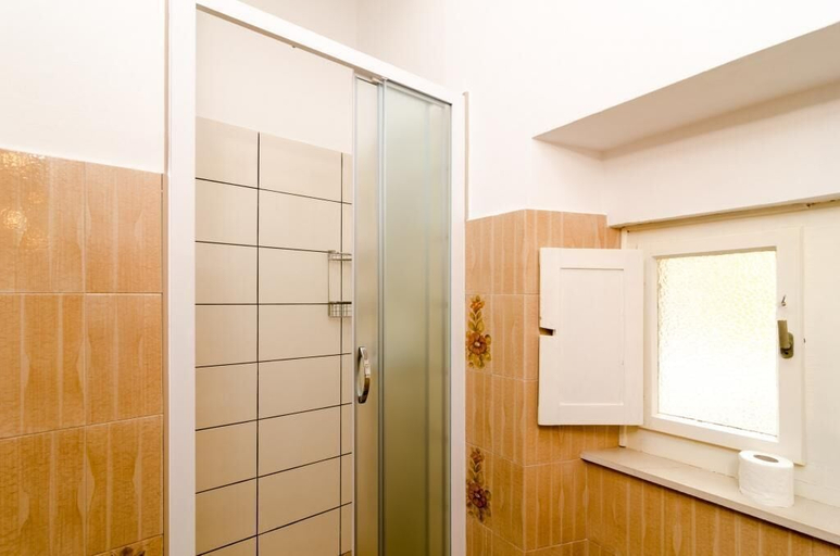 Bathroom 4, Holiday Home Patricija, Dubrovnik