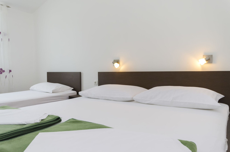 Bedroom 2, Apartment Ervin, Vodice