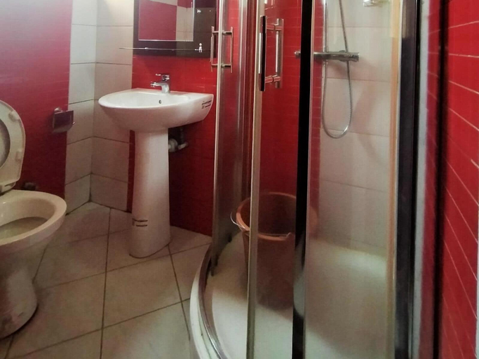 Bathroom 4, Pameec Luxury Suites Utako, AbujaMun