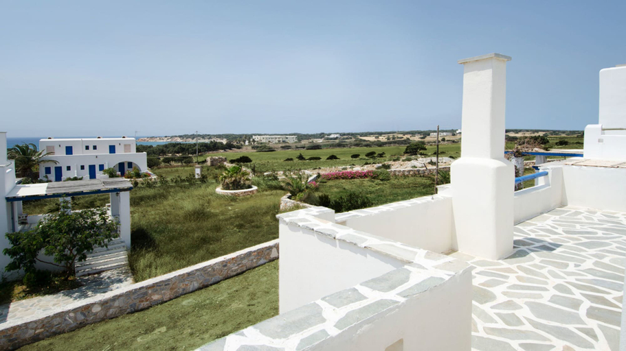 Others 5, Naxian Resort, South Aegean