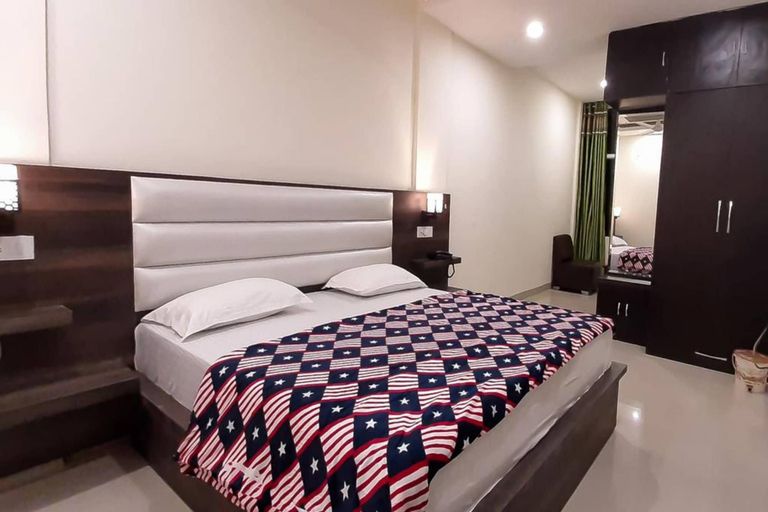 Bedroom 2, Hotel Green Park, Sahibzada Ajit Singh Nagar