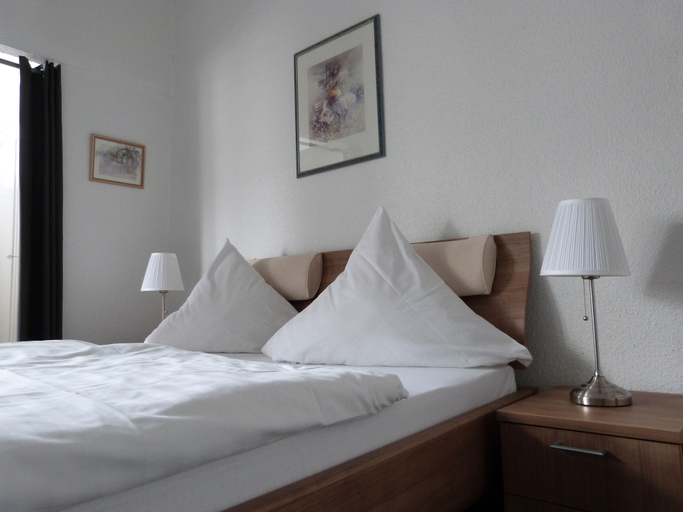 Bedroom 2, Hotel Restaurant Jägerhof, Mayen-Koblenz