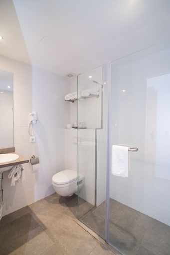 Bathroom 4, Abelay, Baleares