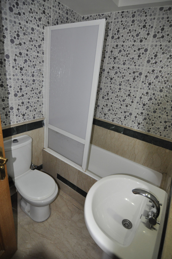 Bathroom 4, Babylon, Marrakech