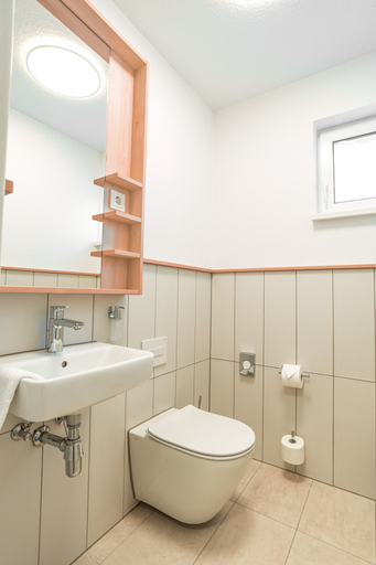 Bathroom 5, BEECH Resort Fleesensee, Mecklenburgische Seenplatte