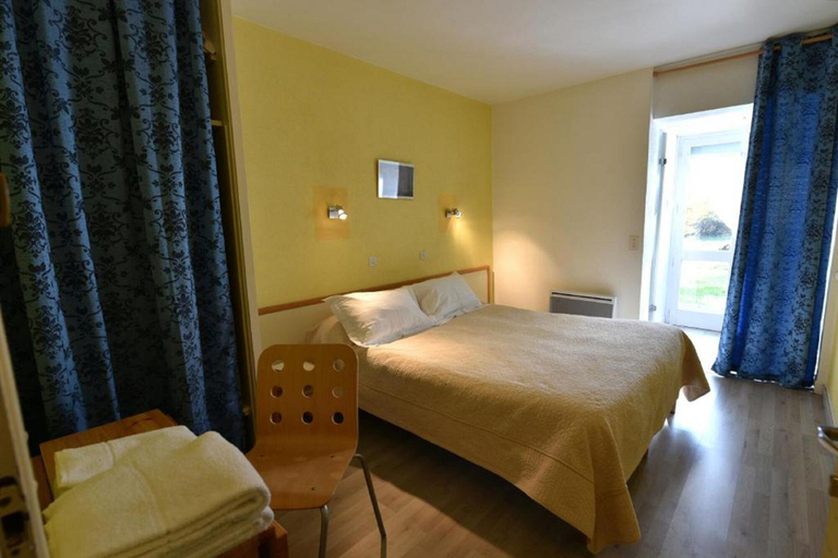 Bedroom 3, Logis Hôtel les Lodges Du Lac, Savoie