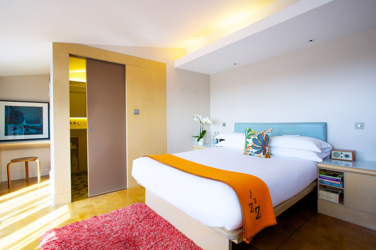 Bedroom 3, Marrable's Farringdon Hotel, London