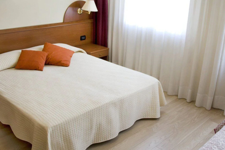Bedroom 3, Hotel Sole, Venezia