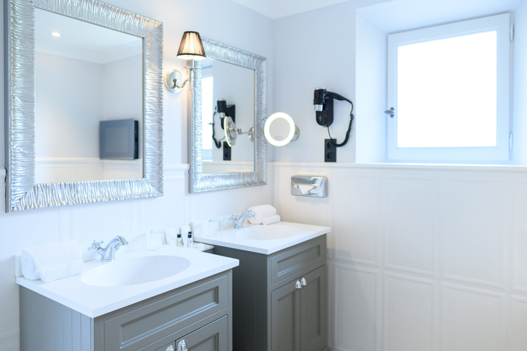 Bathroom 5, Hotel Les Bories & Spa, Vaucluse