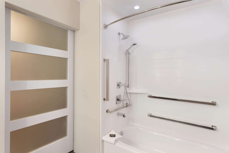 Bathroom 4, Wingate By Wyndham Murfreesboro, Rutherford