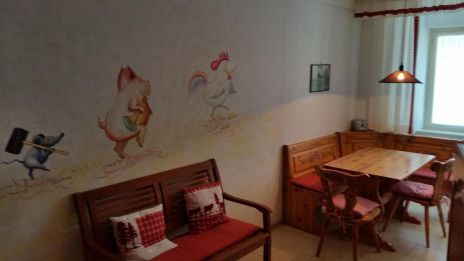 Others 5, Pension Kaiserhaus, Waldshut