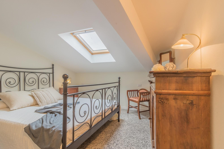 Bedroom 3, Varenna Garden in Varenna, Lecco