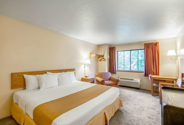 Bedroom 3, Quality Inn Rhinelander Area, Oneida