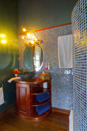 Bathroom, Le Phare Bleu Marina Resort