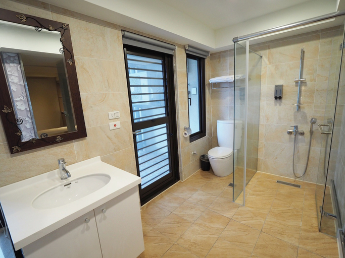 Bathroom 4, Kailan Hotel, Yilan