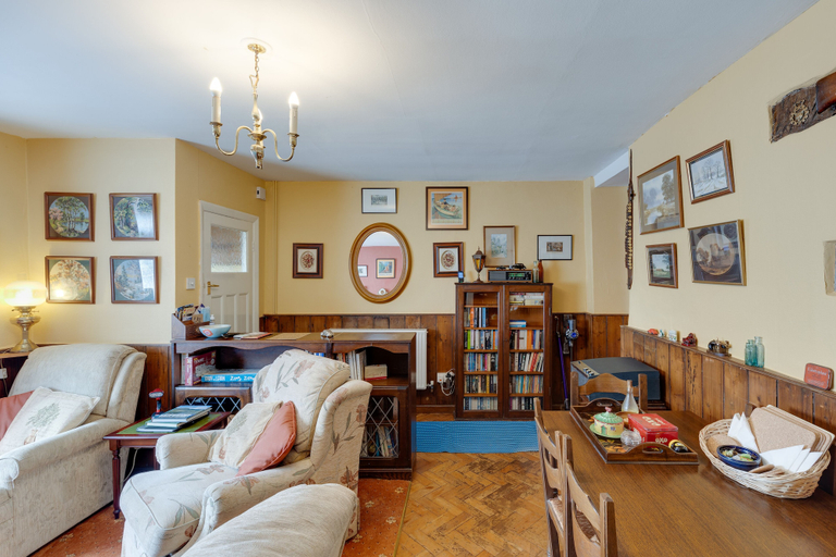 Others 4, Charming Historical Cottage in Scarborough, North Yorkshire