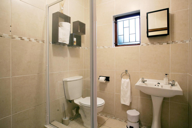 Bedroom 4, 39 on Church Guesthouse and Conferencing, Nelson Mandela Bay
