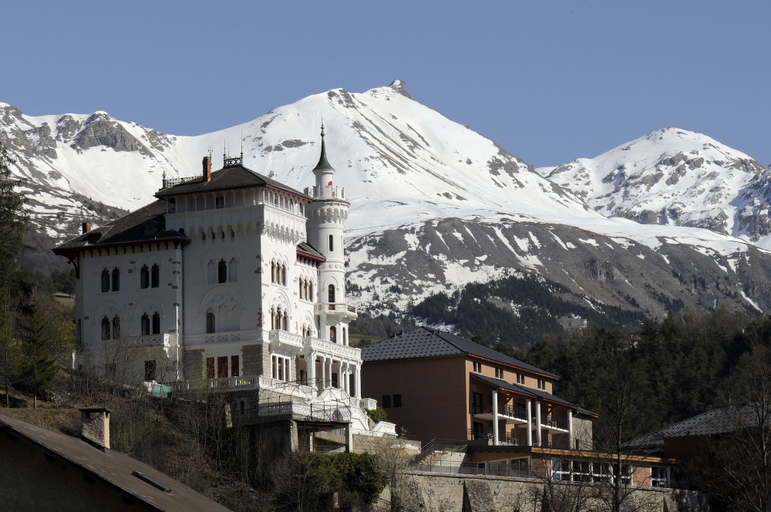 Exterior & Views 2, Le Château des Magnans, Alpes-de-Haute-Provence