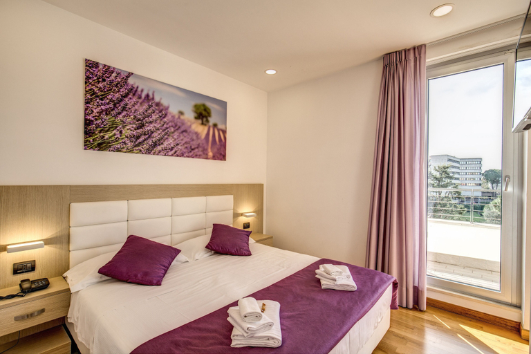 Bedroom 4, Ginevra Palace Hotel, Rome