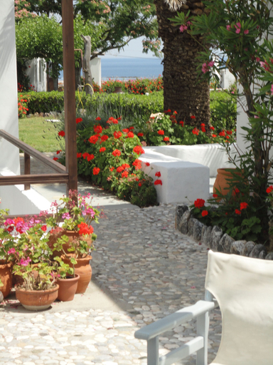 Others 5, Villa Mantalena, Central Greece