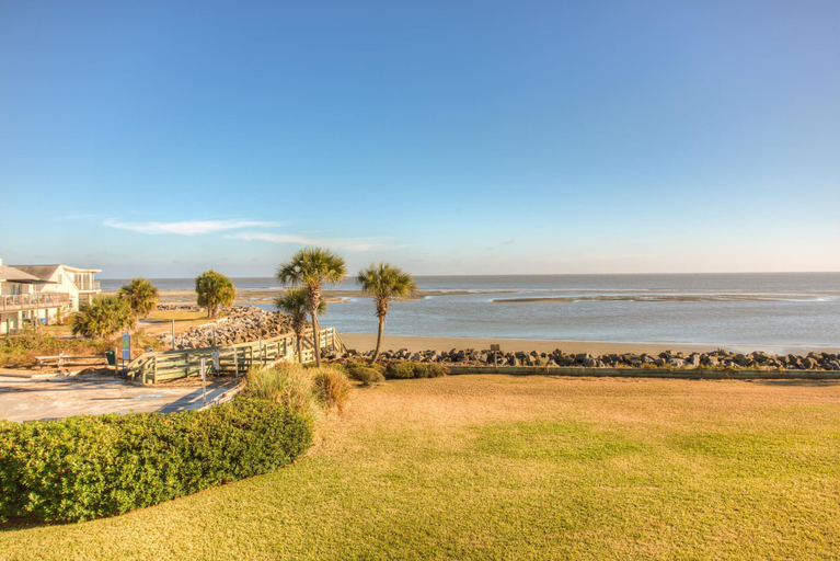 Others 5, 1118 Beachview Drive by Hodnett Cooper, Glynn