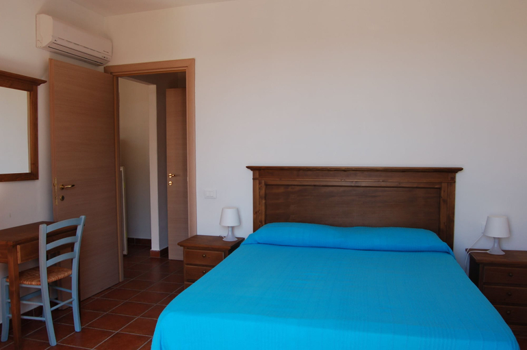 Bedroom 2, Podere Valmarina, Grosseto