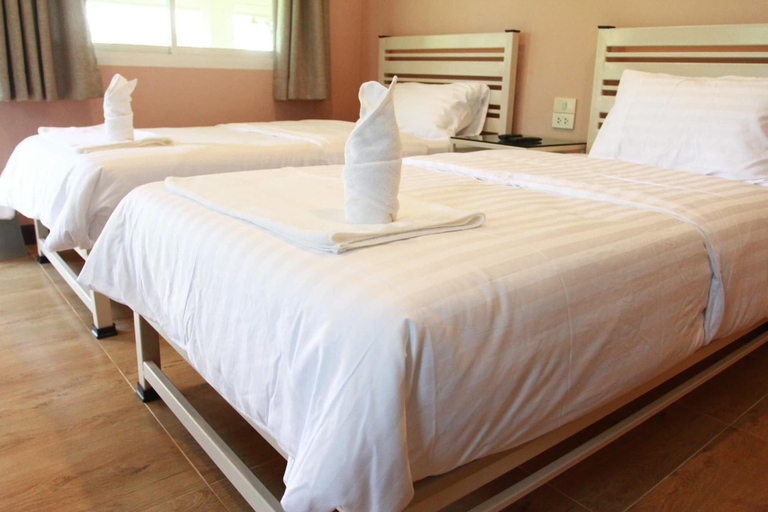 Bedroom 2, Pirom Lake And Resort, Sri Mahar Pho