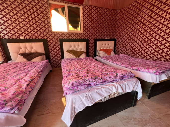 Bedroom 3, Jamal rum camp, Quaira