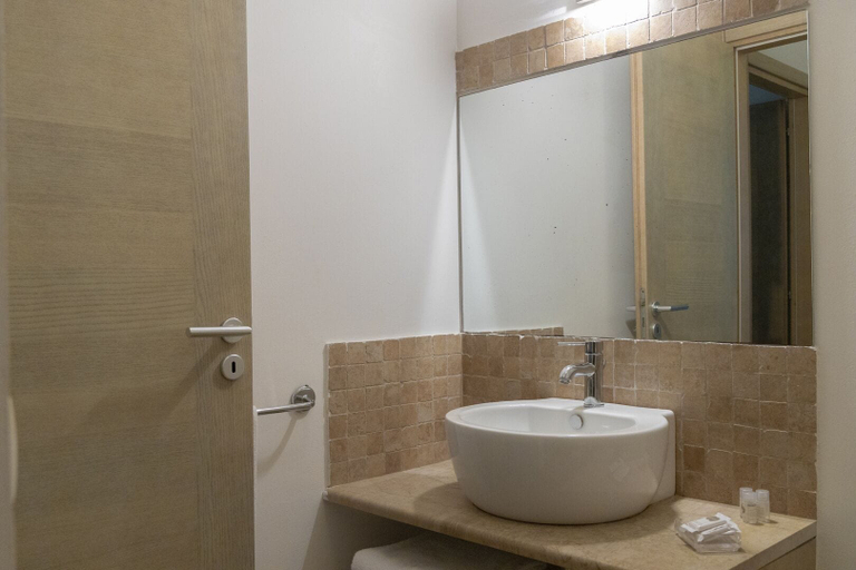 Bathroom 3, Il Borgo del Principino, Trapani