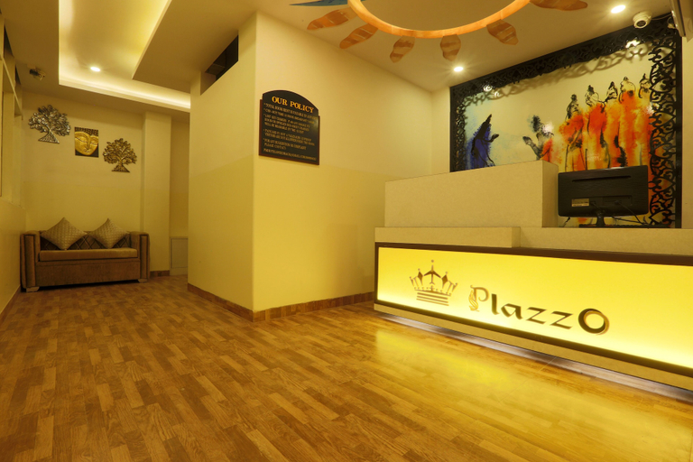 Others 5, Plazzo, Delhi