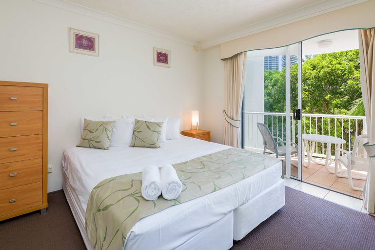 Bedroom 4, The Ritz Resort, Gold Coast