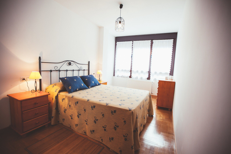 Bedroom, Apartamento Espumeru, Asturias