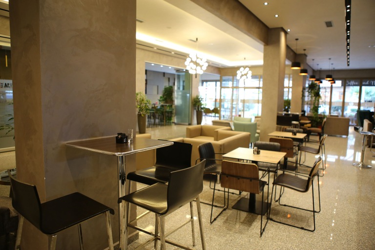 Food & Drinks 5, Twin Towers Hotel, Lezhës
