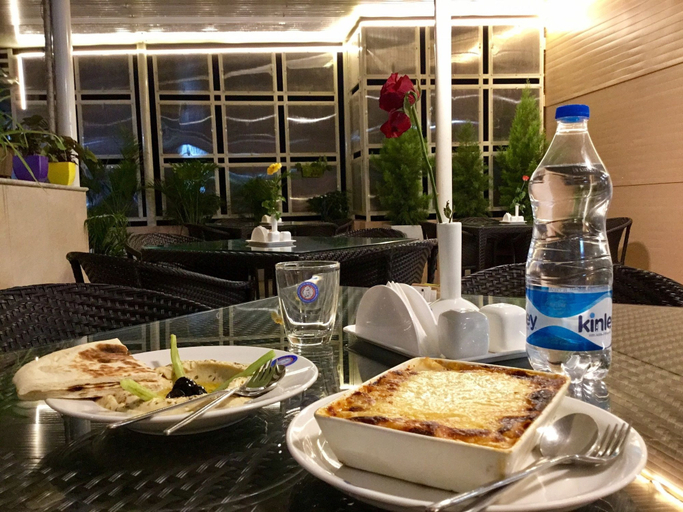 Food & Drinks 1, Sai Towers, Anantapur