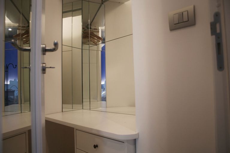 Bathroom 4, Hotel Palladio, Messina
