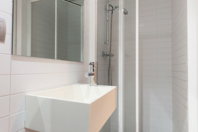 Bathroom 4, Centric Apartment Barna, Barcelona