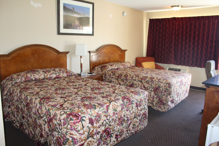 Bedroom 2, Cedars Inn Lewiston, Nez Perce