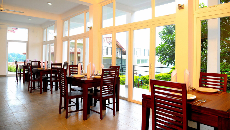 Food & Drinks 5, The Kandyan Villa, K.F.G. & G. Korale