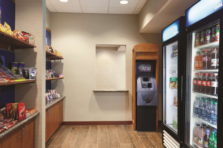 Food & Drinks 5, Hampton Inn & Suites Mystic, New London