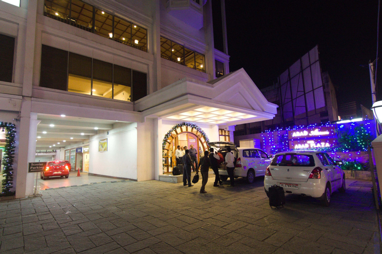 Exterior & Views 2, Hotel Abad Plaza, Ernakulam