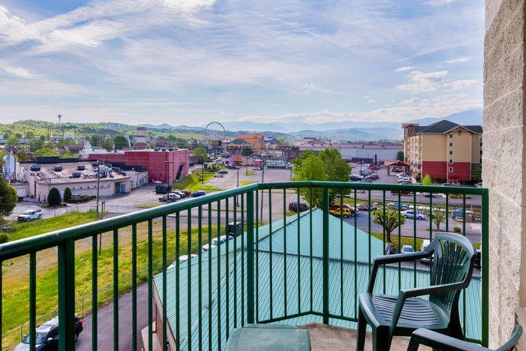 Others 5, Park Grove Inn, Sevier
