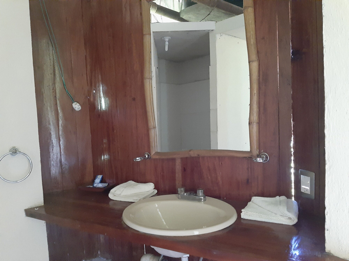 Bathroom 3, Eco-Hotel Sak Nok, Ocosingo