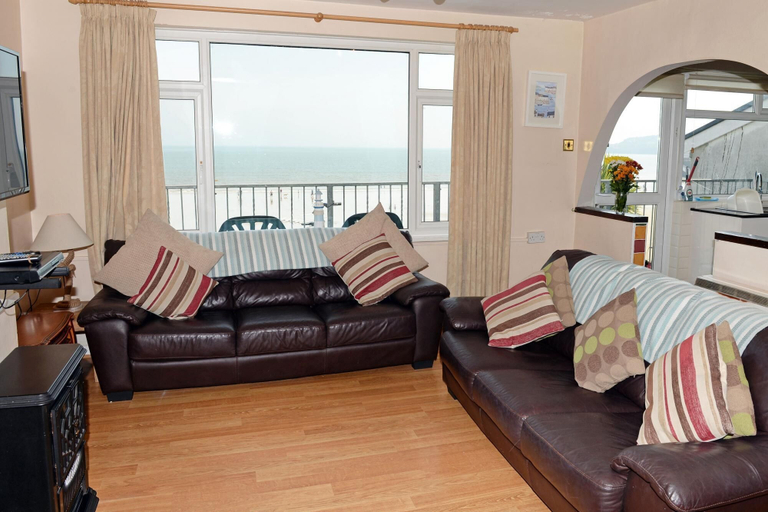 Others 5, Sea View Apartment - Sea Front Apartment With Views, Pembrokeshire