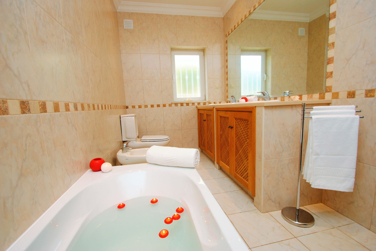 Bathroom 3, Villa Florença, Albufeira