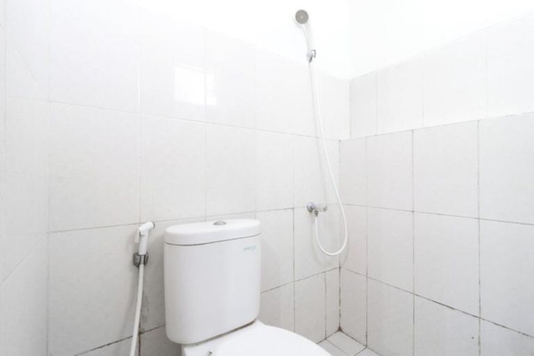 Bathroom, Apartement Educity Tower Y-P-H By Prafi, Surabaya